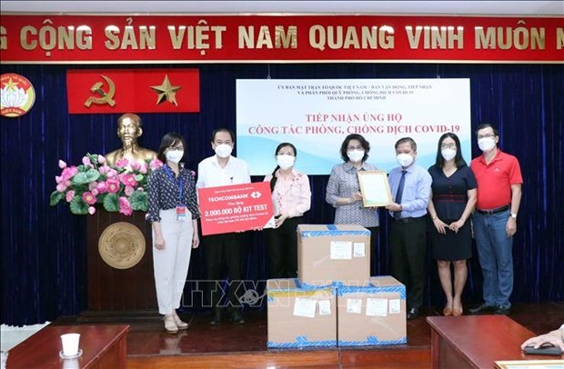 Hô Chi Minh-Ville reçoit 4 millions de kits de test d une valeur de 16,38 millions d’USD